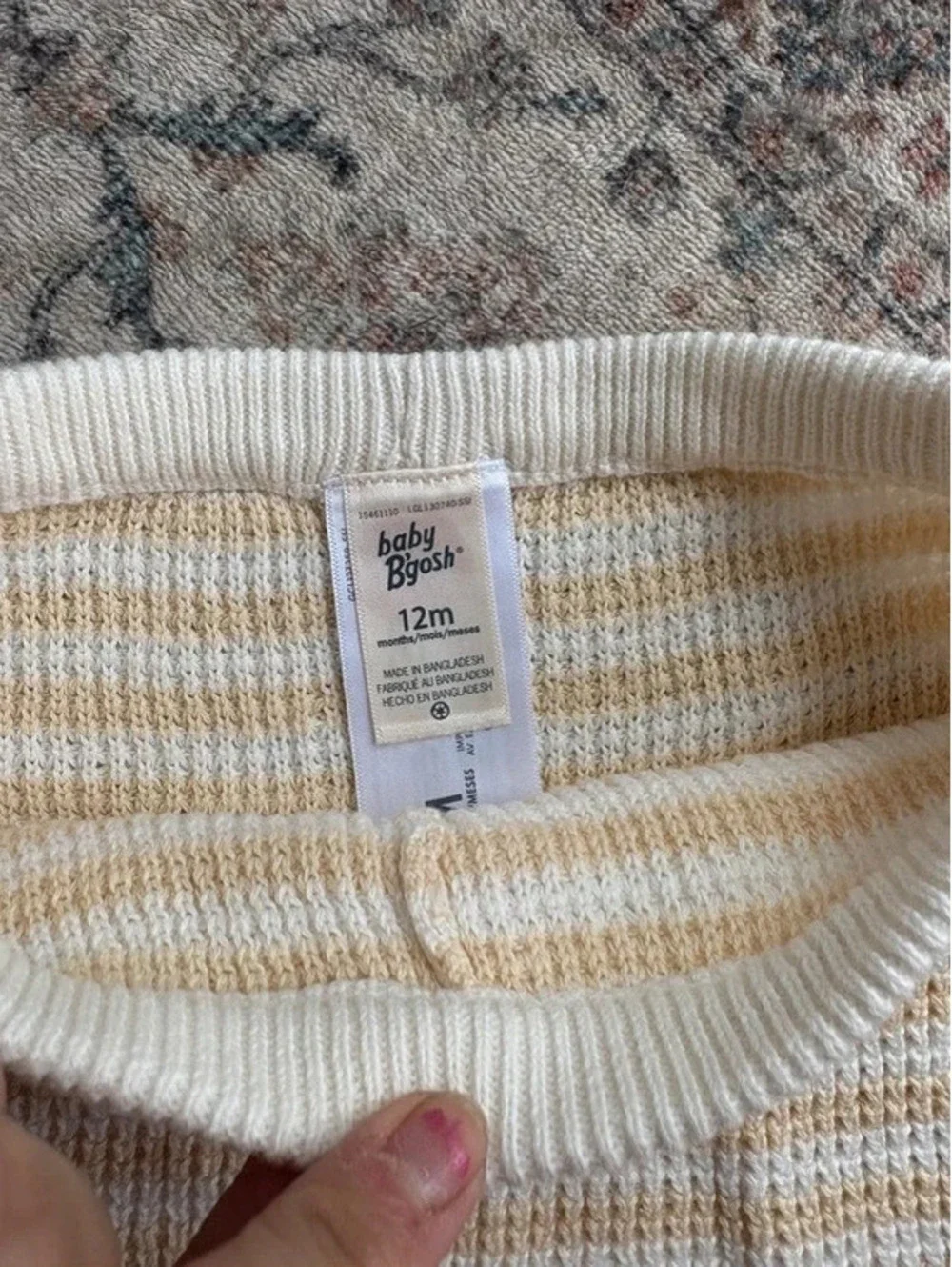 12M Oshkosh Knit Striped Cream Girls Shorts [COPY]